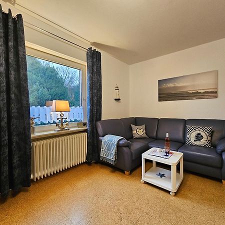 Ferienwohnungen Im Haus Ankerplatz Esens Zewnętrze zdjęcie