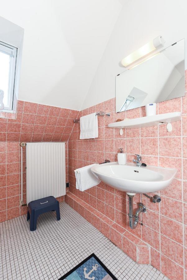 Ferienwohnungen Im Haus Ankerplatz Esens Zewnętrze zdjęcie
