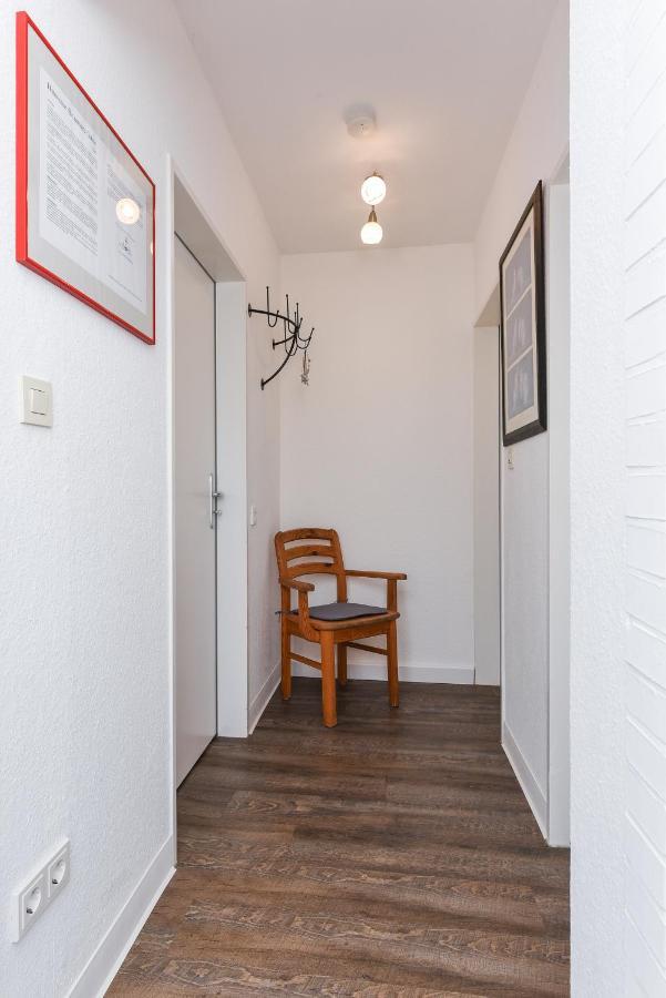 Ferienwohnungen Im Haus Ankerplatz Esens Zewnętrze zdjęcie